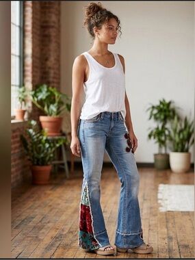 Allen B ,Stylish Blue Jeans with Floral Embroidery